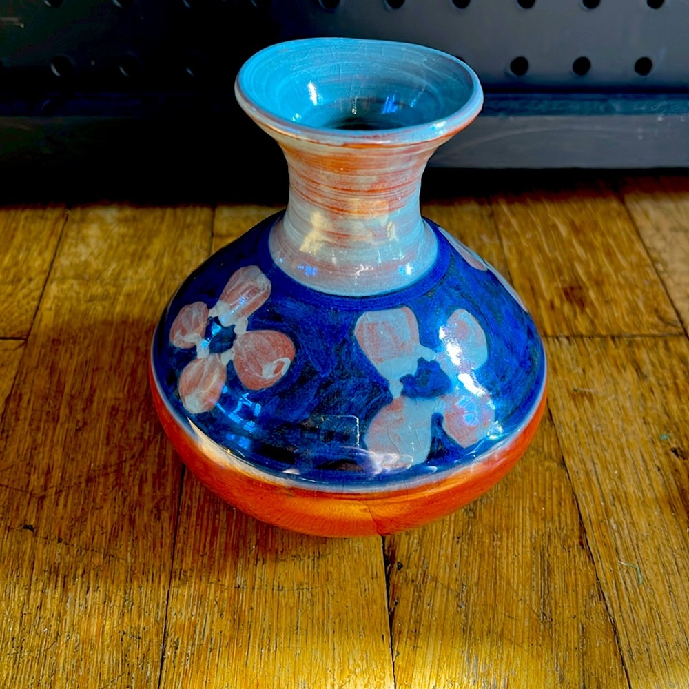Pottery vase